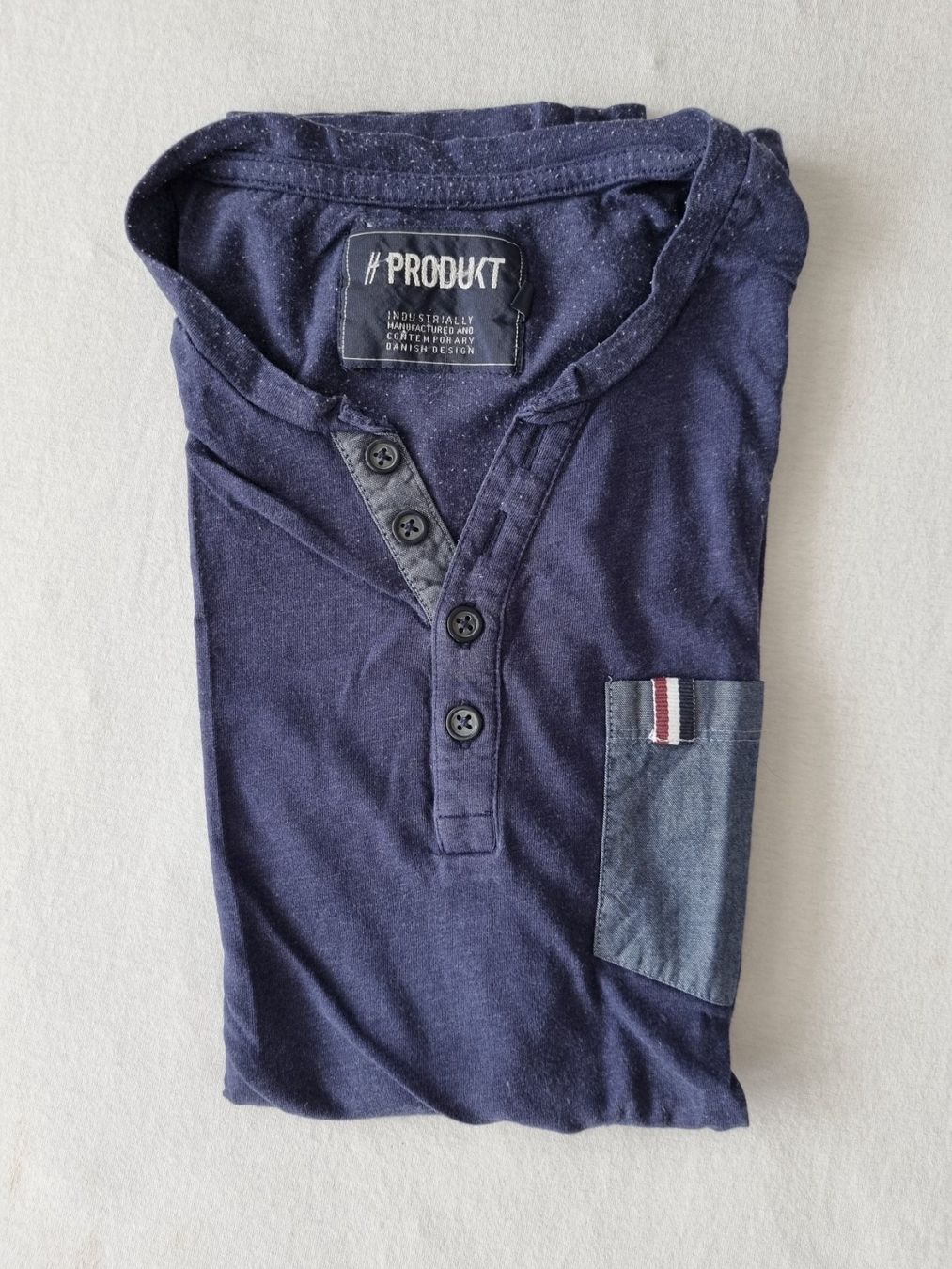 T-shirt: Blaues T-Shirt (Gr. S) – Usato da Gams venduto da tischi97 3