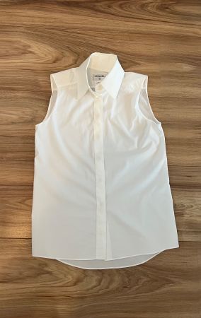 Chanel white  blouse, 100% cotton, size 34, perfect conditio