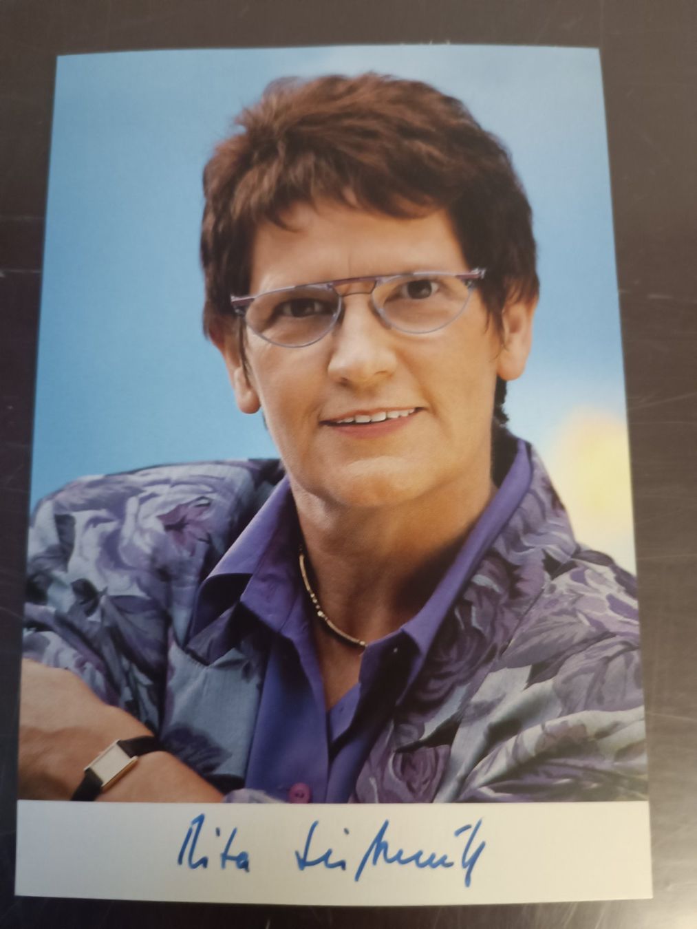 Autographes: Rita Süssmuth - handsignierte Autogrammkarte – D'occasion à Menziken par Artographs