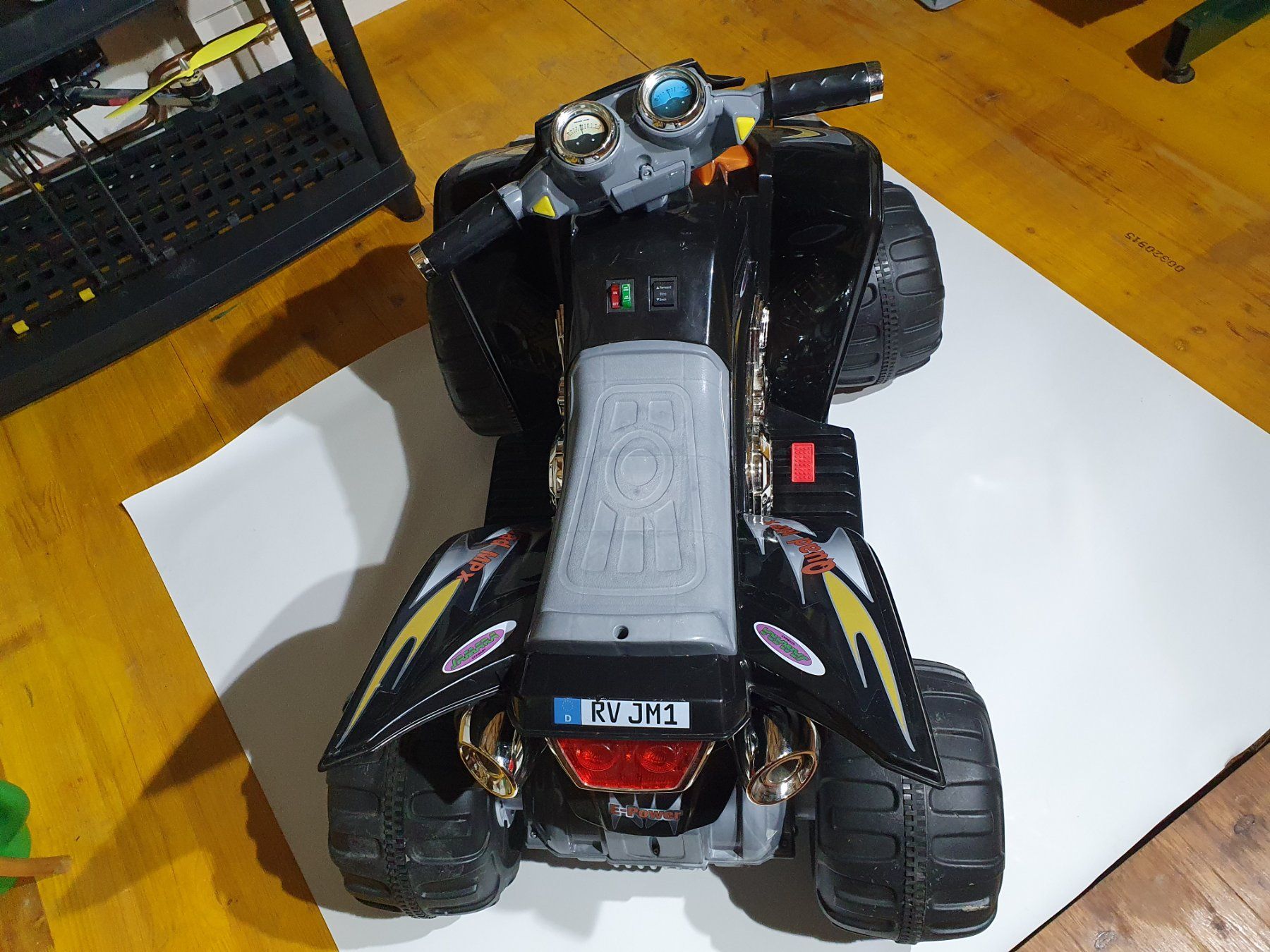Fahrzeuge für Kinder: Kinder Quad – Neu und originalverpackt aus Bärschwil von Makerspace 1
