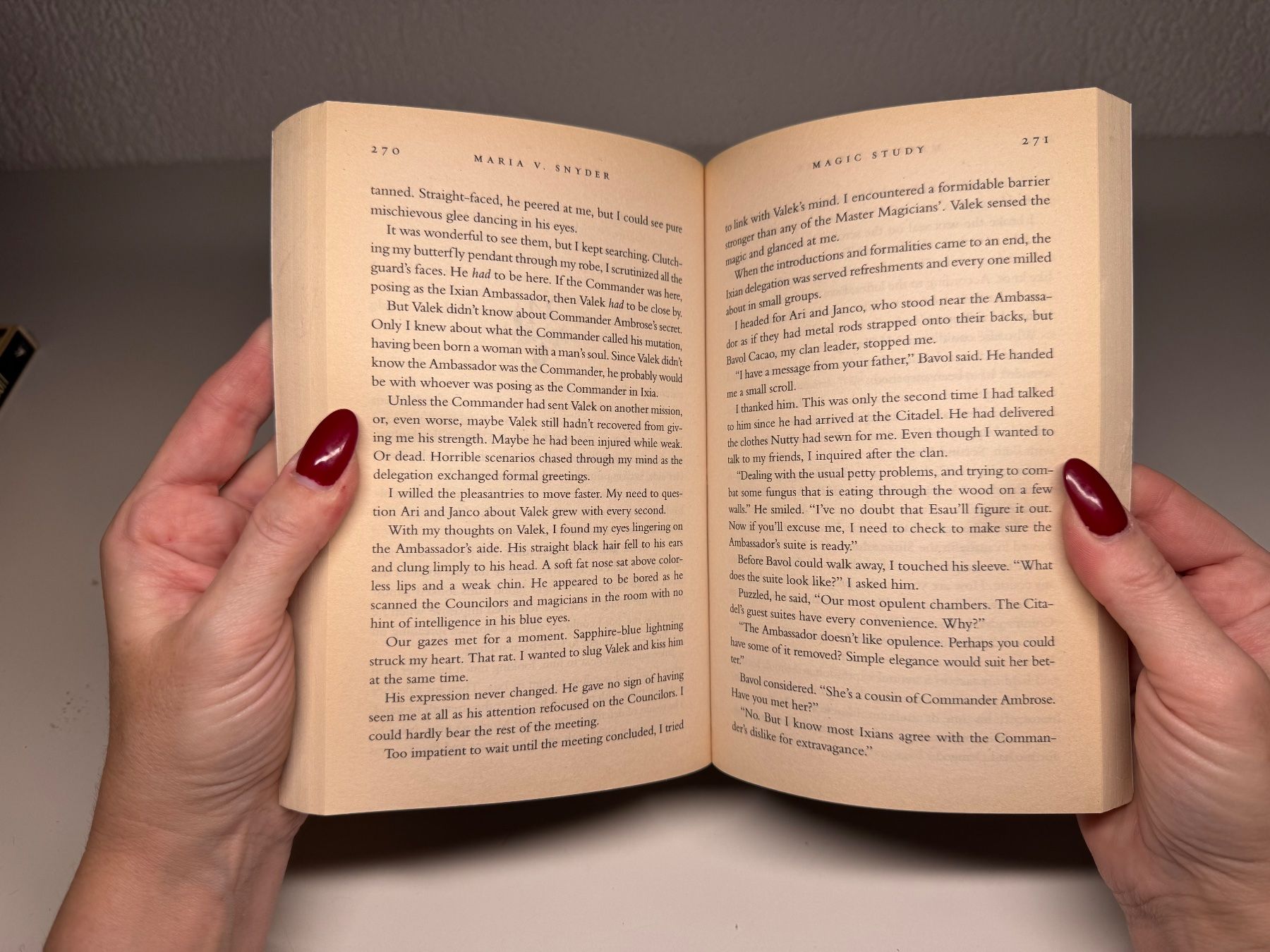 Libri: NOVEL: Maria V. Snyder, Magic Study – Usato da Grosswangen venduto da English_books 7