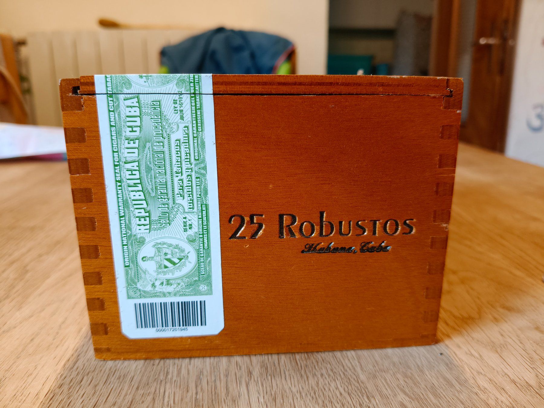 Cohiba Cigares: Sigari Cohiba 25 robustos – D'occasion à Semione par sac_6qcs 6