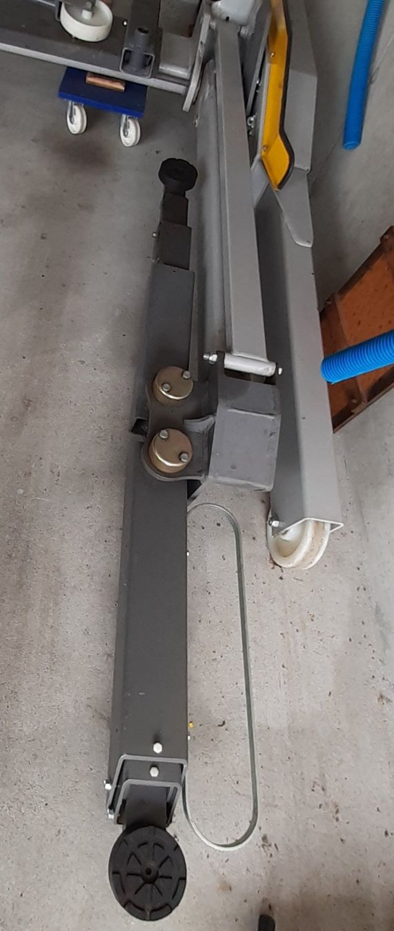 Piattaforme elevatrici & Crick: Auto Hebebühne – Usato da Sins venduto da RR21 3