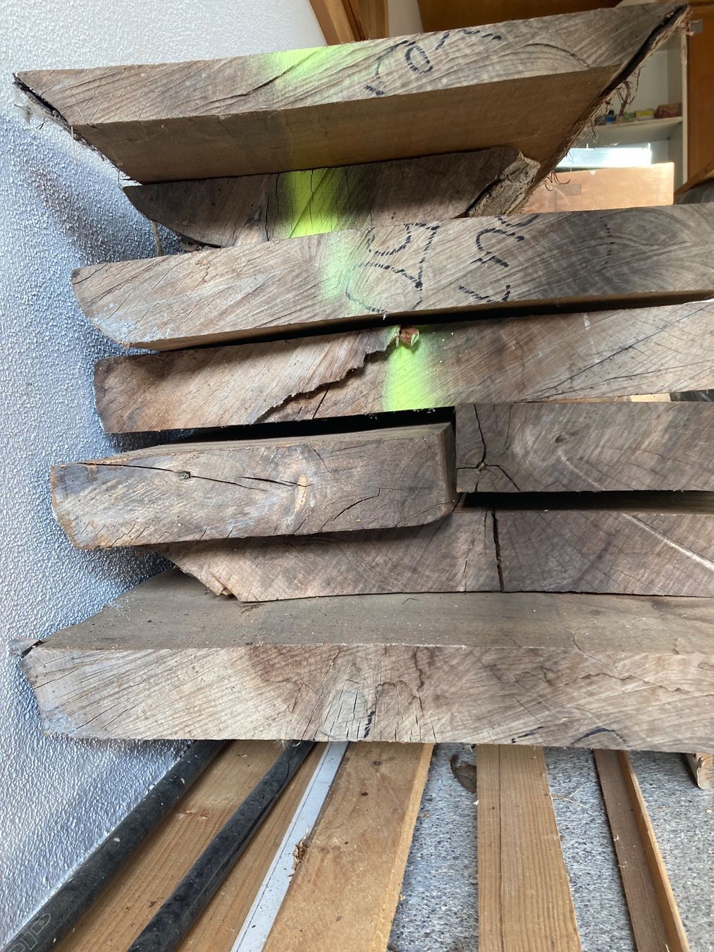 Articles en bois: Nussbaum Stamm – D'occasion à Mettmenstetten par Heretofly 5