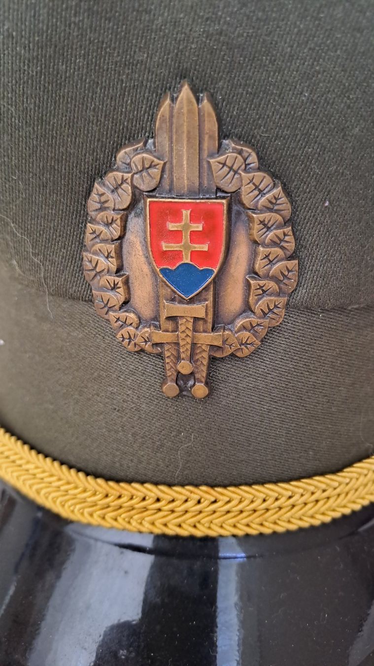 Uniformen: Hut MP Slovakei – Gebraucht aus Winterthur von Riebeli333
