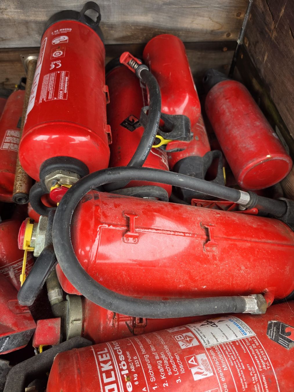 Estintori:  Feuerlöscher wird als defekt verkauft  – Difettoso da Wuppenau venduto da Gastro.Wuppenau 1