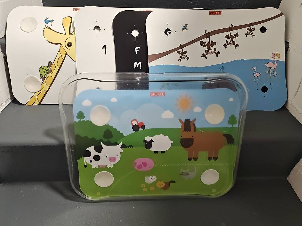 Parois & plafonds: Stokke Table Top – D'occasion à Veltheim AG par GreatBarrierReef 2