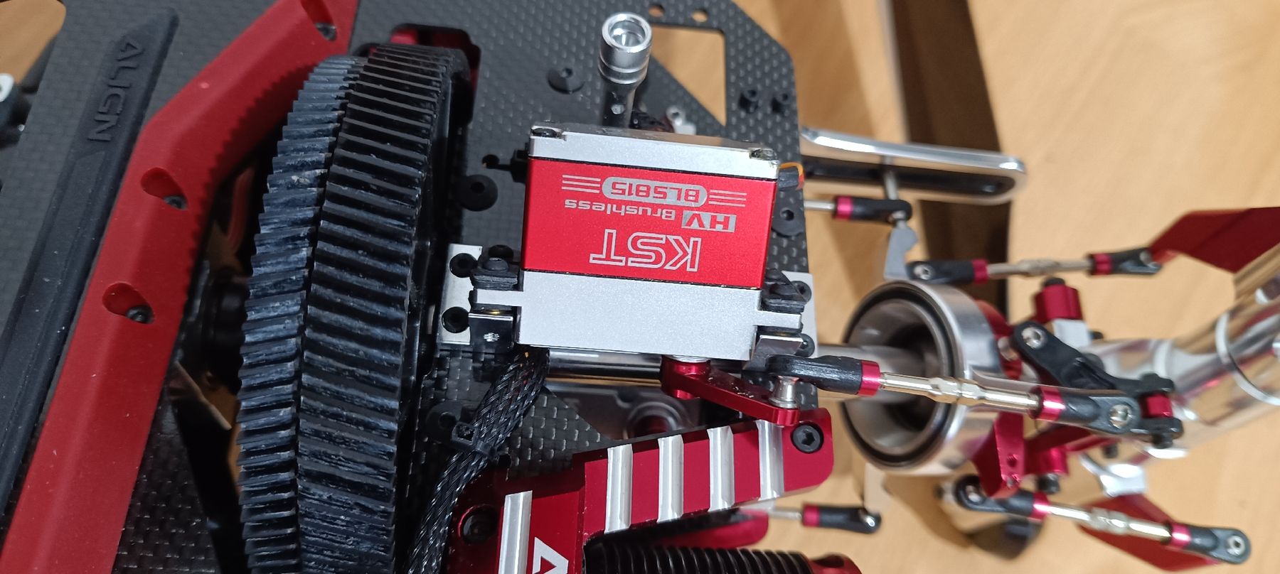 Align RC Kits de montage: Align T-Rex 700 Dominator  – D'occasion à Lausen par Trex700dfc 4