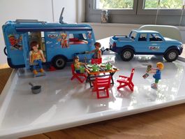 PLAYMOBIL Family Fun Pick-Up mit Wohnwagen