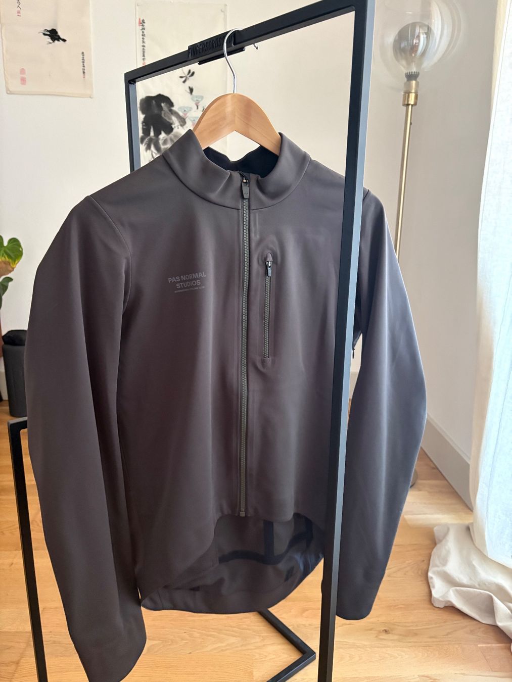 Pas Normal Studios Giacche: Pas Normal Studios Essential Thermal Jacke Grösse M – Usato da Zürich venduto da Aurele_91