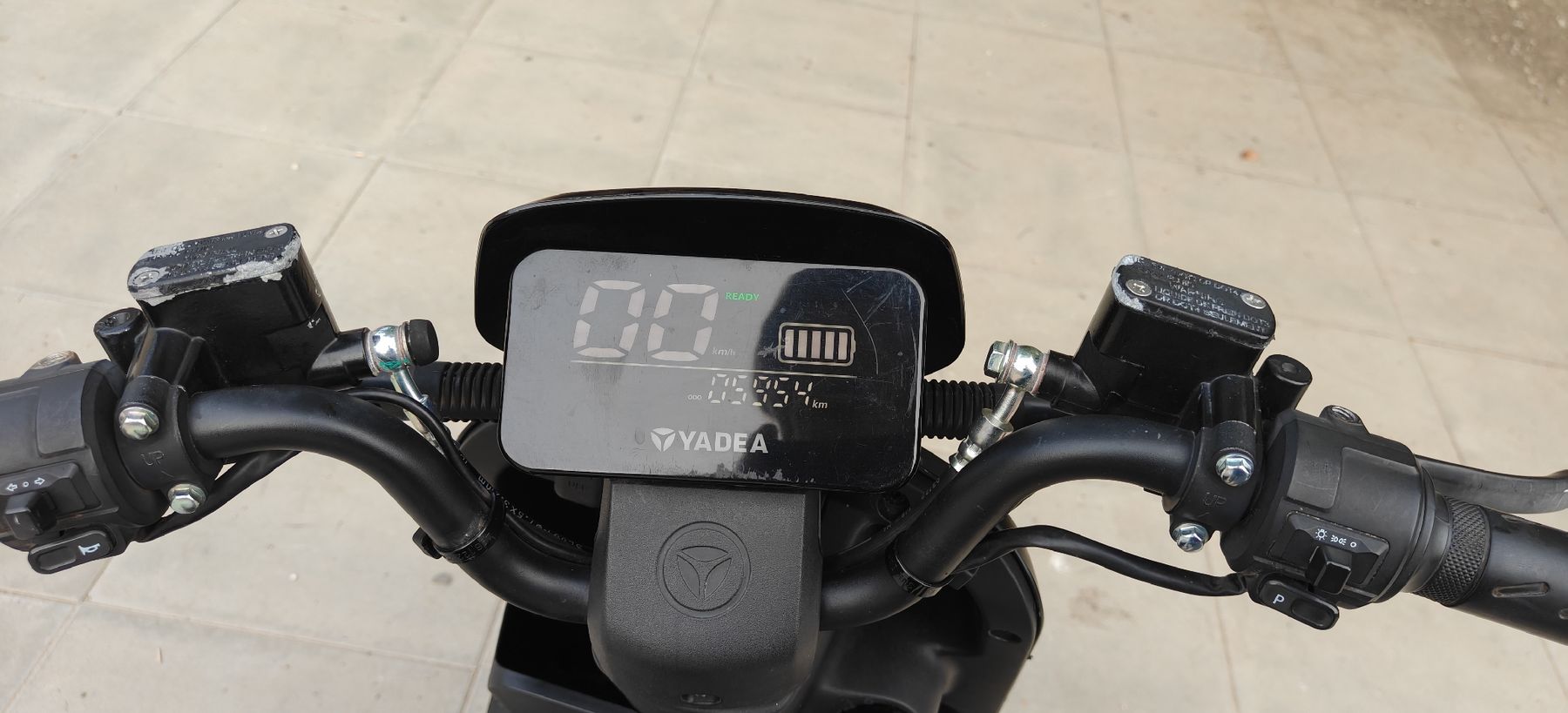 Yadea Scooters: Elektroroller Yadea de38 23kmh – Gebraucht aus Münchenstein von s3bas7ian 7
