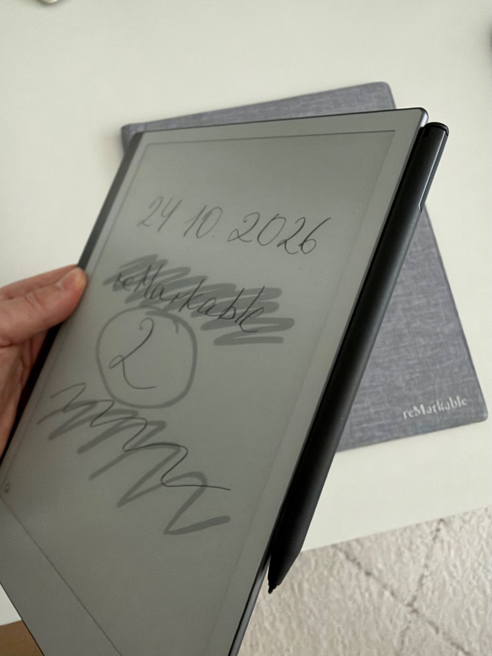 reMarkable Tablet PC: reMarkable 2 mit Marker Plus, Book Folio & Ersatzspitzen – Usato da Niederrohrdorf venduto da BugZ 5