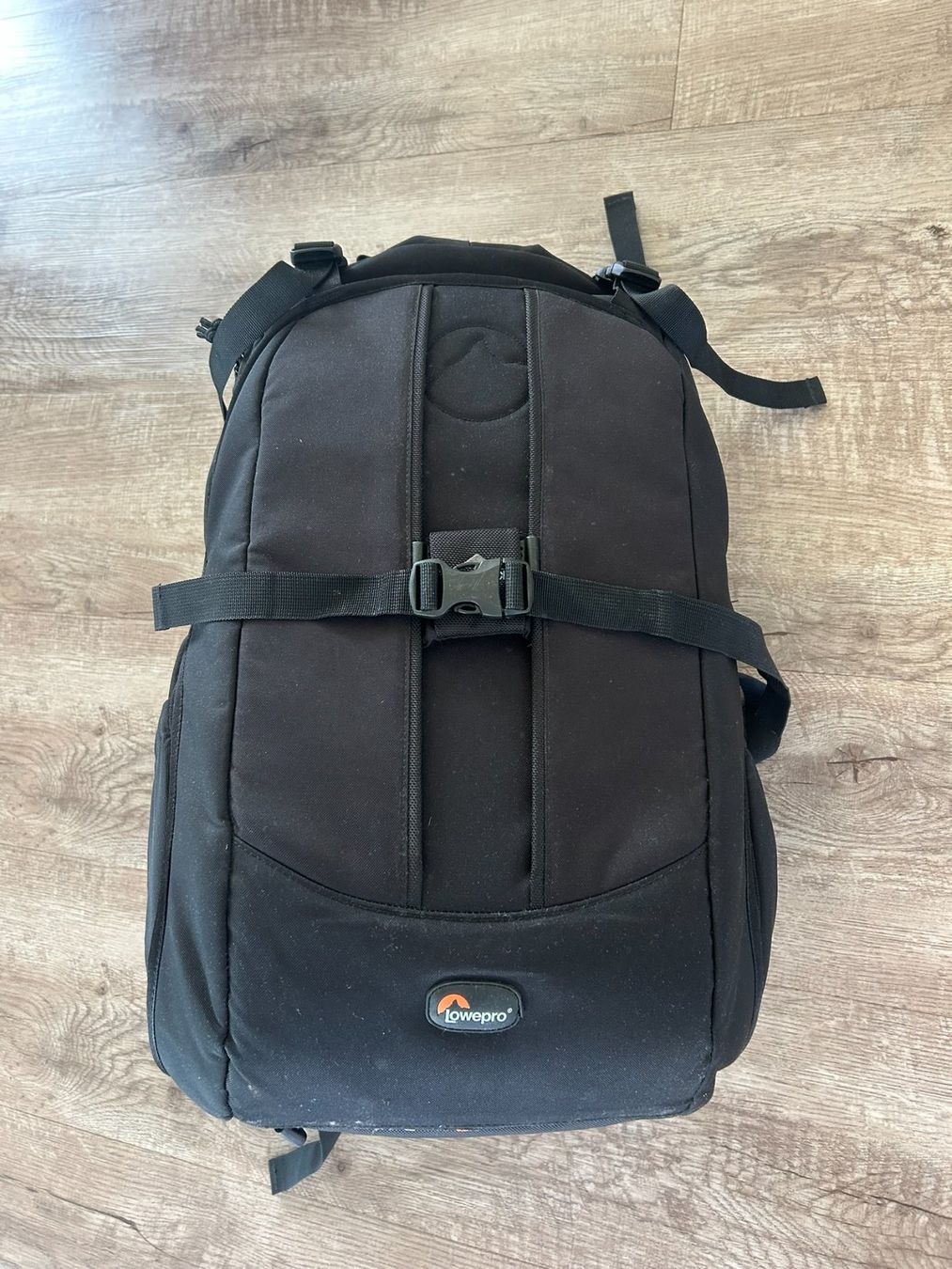 Lowepro Zaini: Lowepro Kamer Rucksack - top Zustand – Usato da Buttisholz venduto da jan_ks9k 7