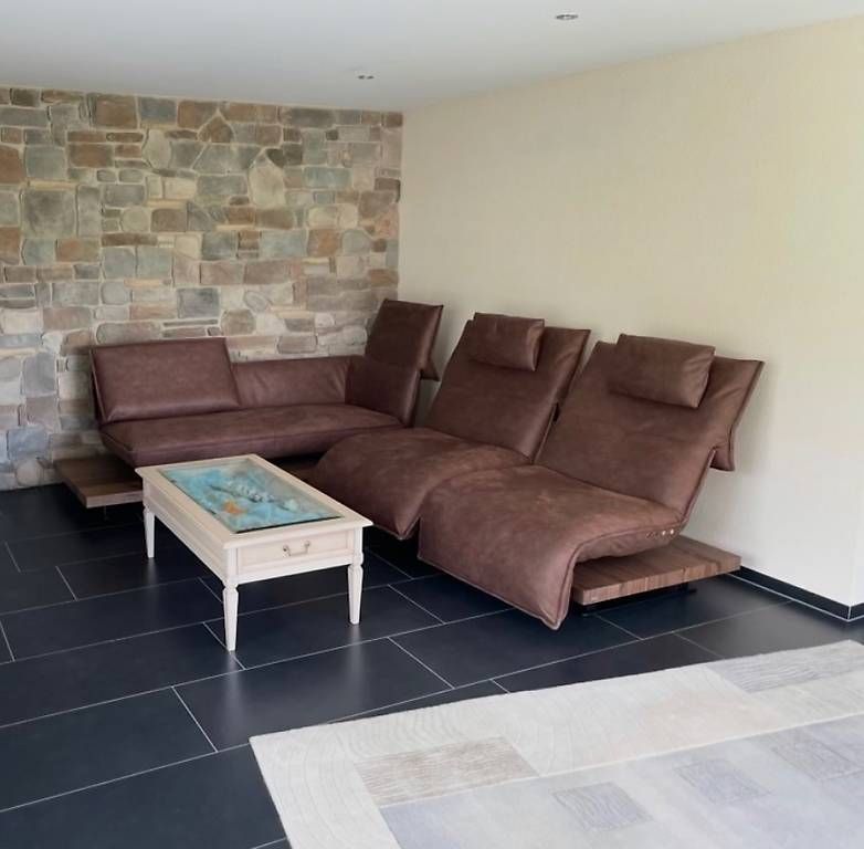 Koinor Sofas: KOINOR Free Motion Design-Sofa / Relaxsofa – D'occasion à Gossau SG par kat_kz86 2