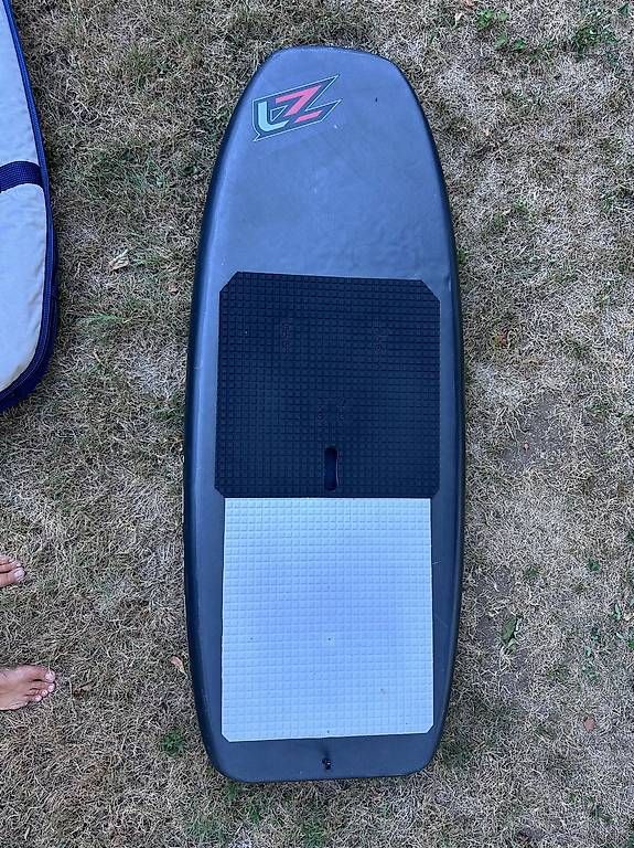 Tavole da surf e di nuoto: Levitaz Boom 108 l Wing Foil Board – Usato da Baden venduto da cungerer 1