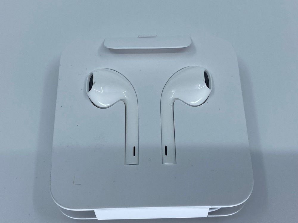Apple EarPods Lightning mit Adapter Kaufen auf Ricardo