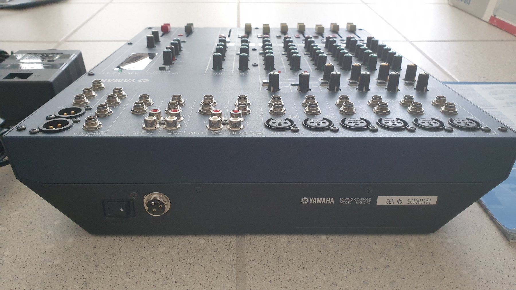 Yamaha Console di mixaggio: Mischpult YAMAHA Mixing Console MG124C – Usato da Stäfa venduto da Supertramp73 7