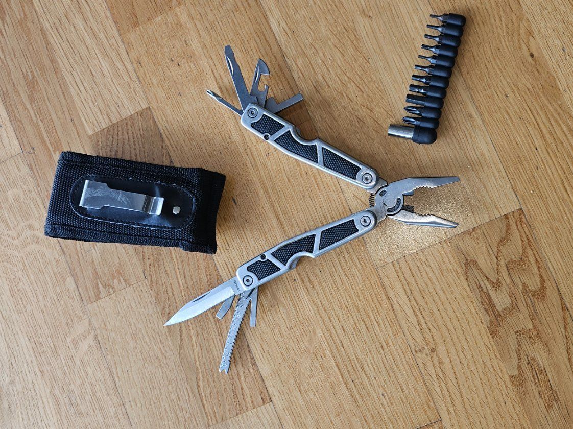 Tutti gli attrezzi: ✅Multifunktionswerkzeug Multitool inkl. Adapter-9 Bits📌 – Usato da Kreuzlingen venduto da UAE 5