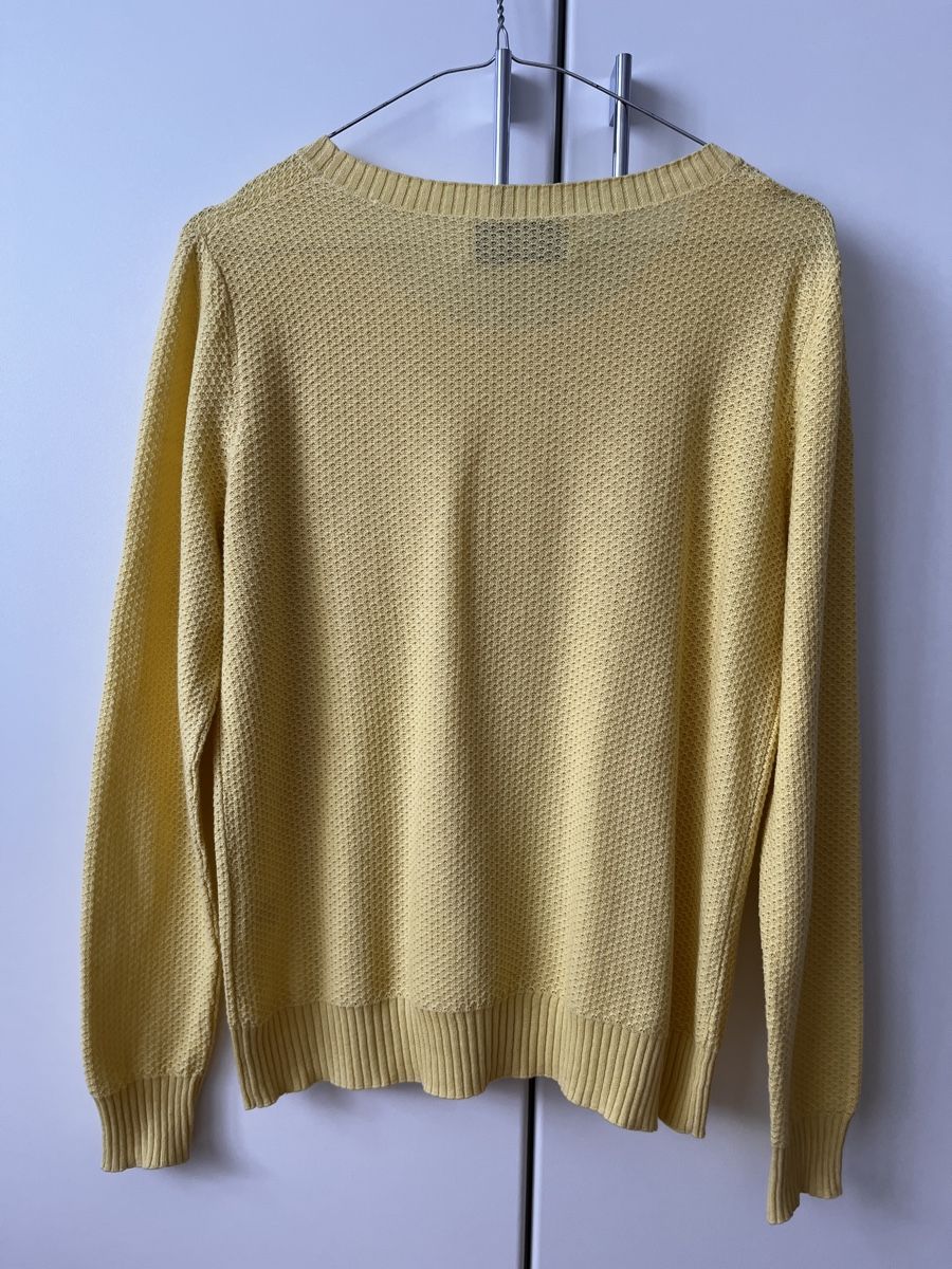 Collectif Mon Amour Lotti di vestiti: Collectif Mon Amour, Pullover gelb Gr. M mit Tuch – Usato da Zürich venduto da Kleanthy 1