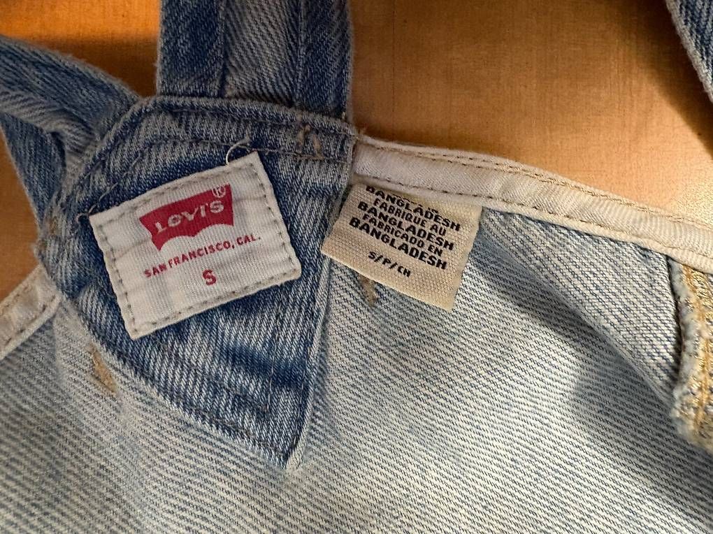 Levi's Gilet & Giacche senza maniche: Neue Weste/Gilet LEVIS Gr. S – Nuovo (secondo la descrizione) da Willisau venduto da ani_gtk8 2
