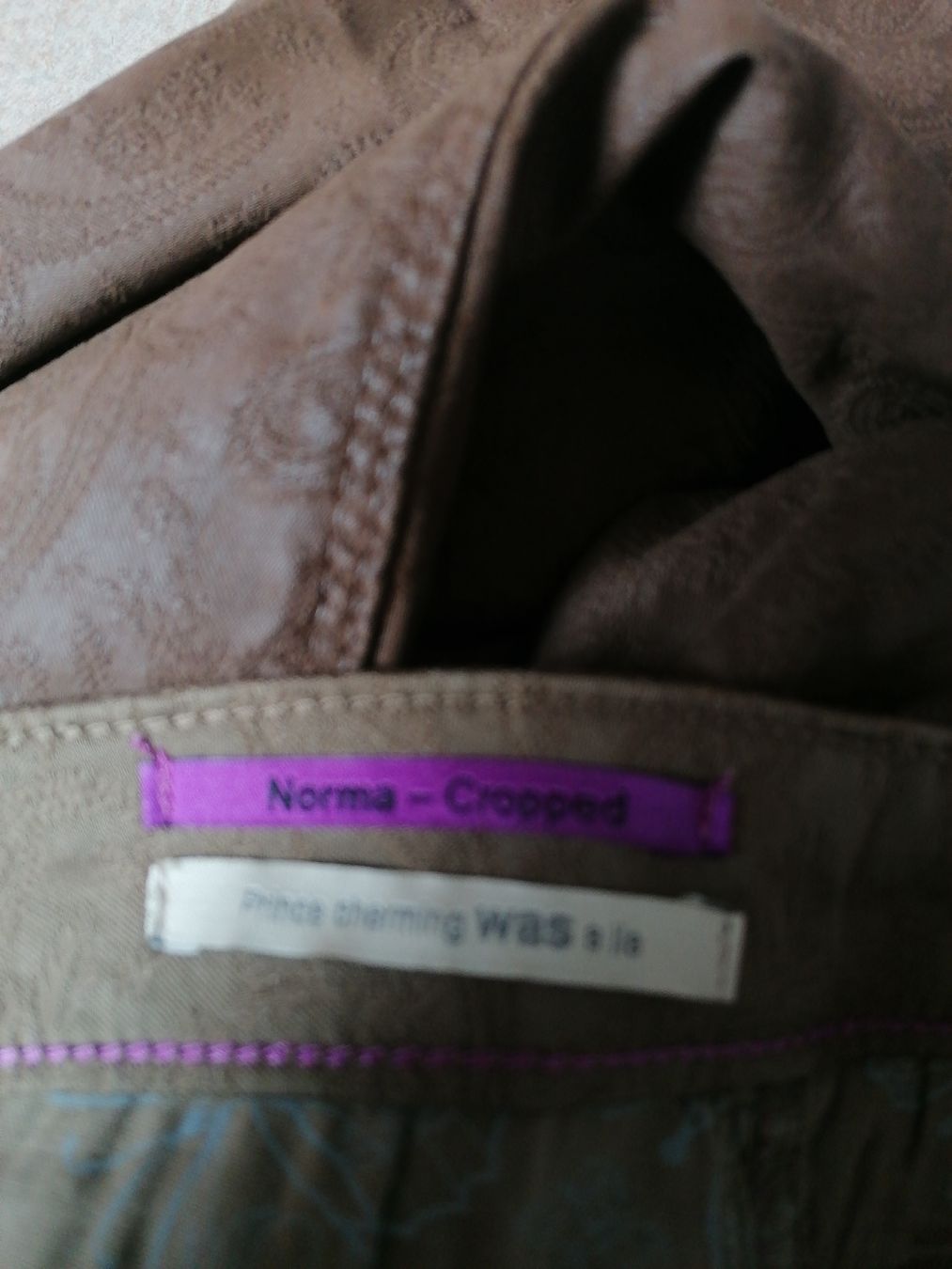 Pantaloni: Was Hose Norma Cropped, Grösse 27, Neu – Nuovo (secondo la descrizione) da Klingnau venduto da vollmond36 5