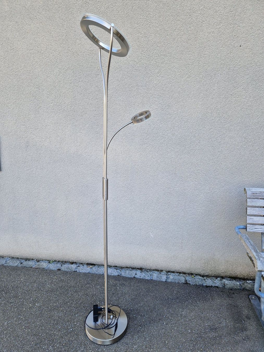 Lampes: Stehlampe mit Leselampe LED dimmbar – D'occasion à Teufen AR par ShelbyGT500SS