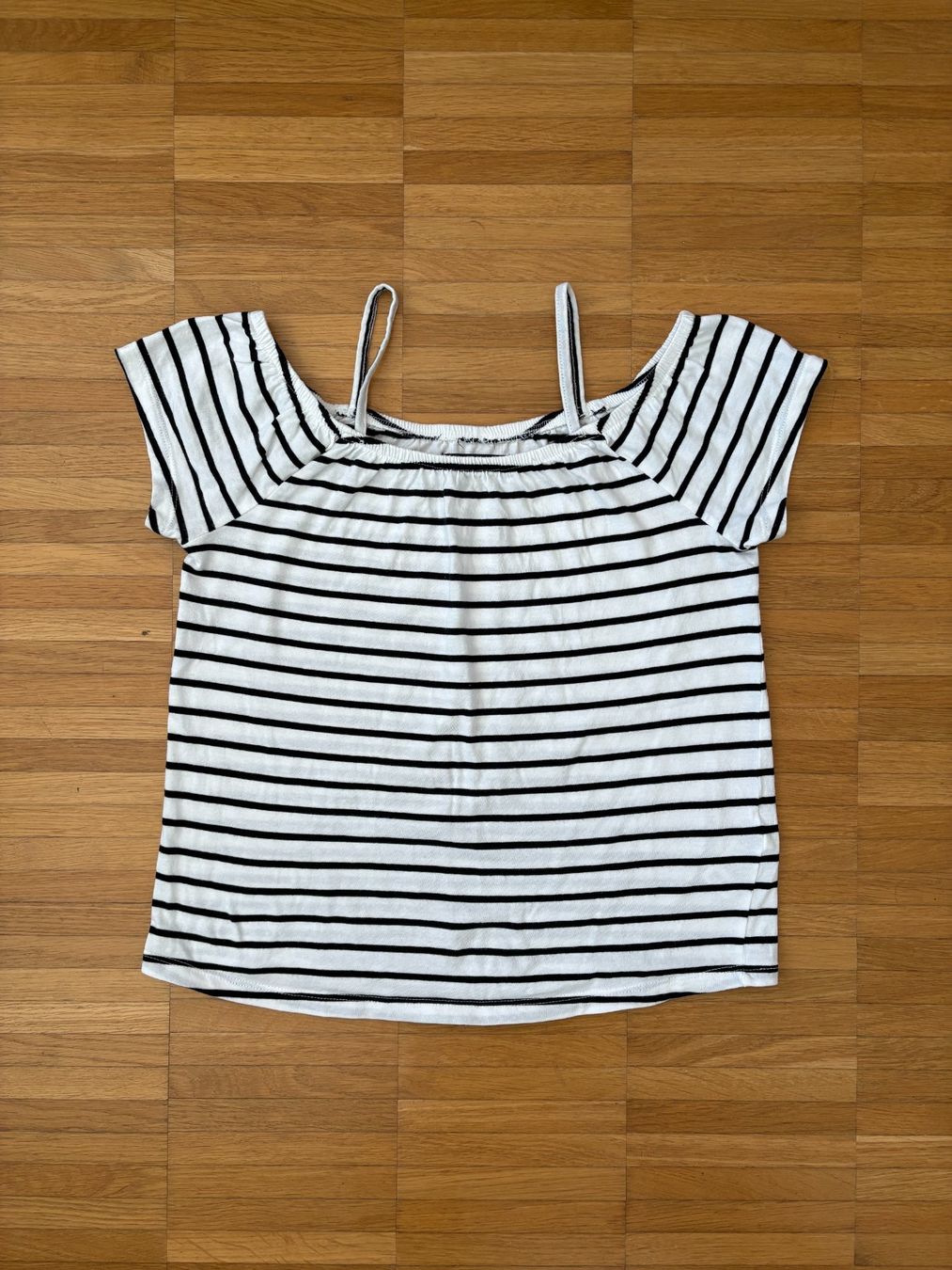 Blusen, T-Shirts & Tops: 2er-Set: Off‑Shoulder Tops, Gr. 158/164 – Neu (gemäss Beschreibung) aus Basel von Nofretete39 6