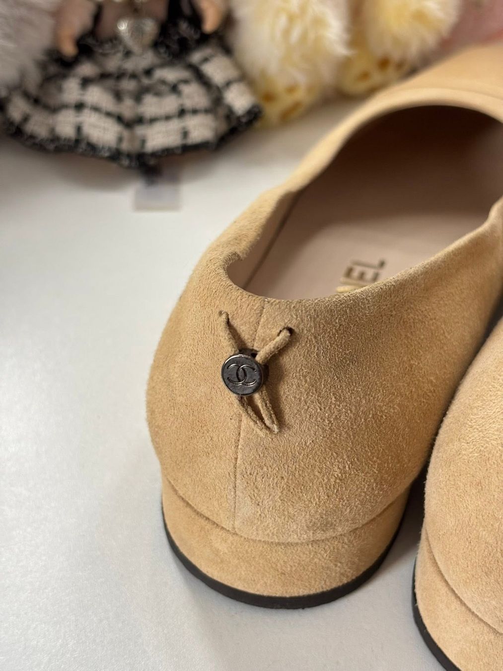 Chanel Scarpe da donna: Chanel Beige Shoes Flat – Usato da St.Josefen venduto da lop_lh8d 6