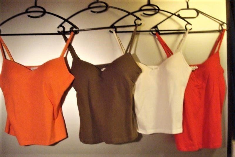 🧡10 !!🧡 4x Top mit integriertem BH Cup B+C Kleiderpaket Kaufen auf
