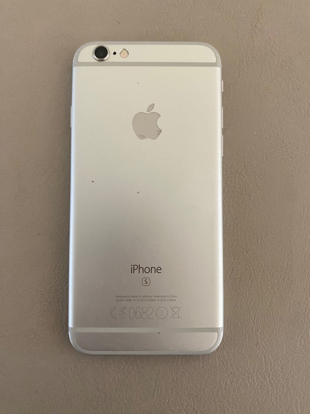 Apple Telefoni cellulari / Smartphones: iPhone 6S – Difettoso da Adliswil venduto da Busys 1