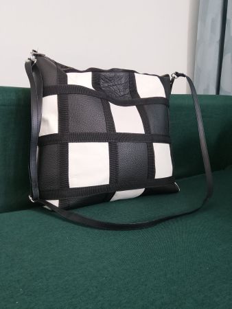 Trendy Schultertasche aus Leder-Patchwork