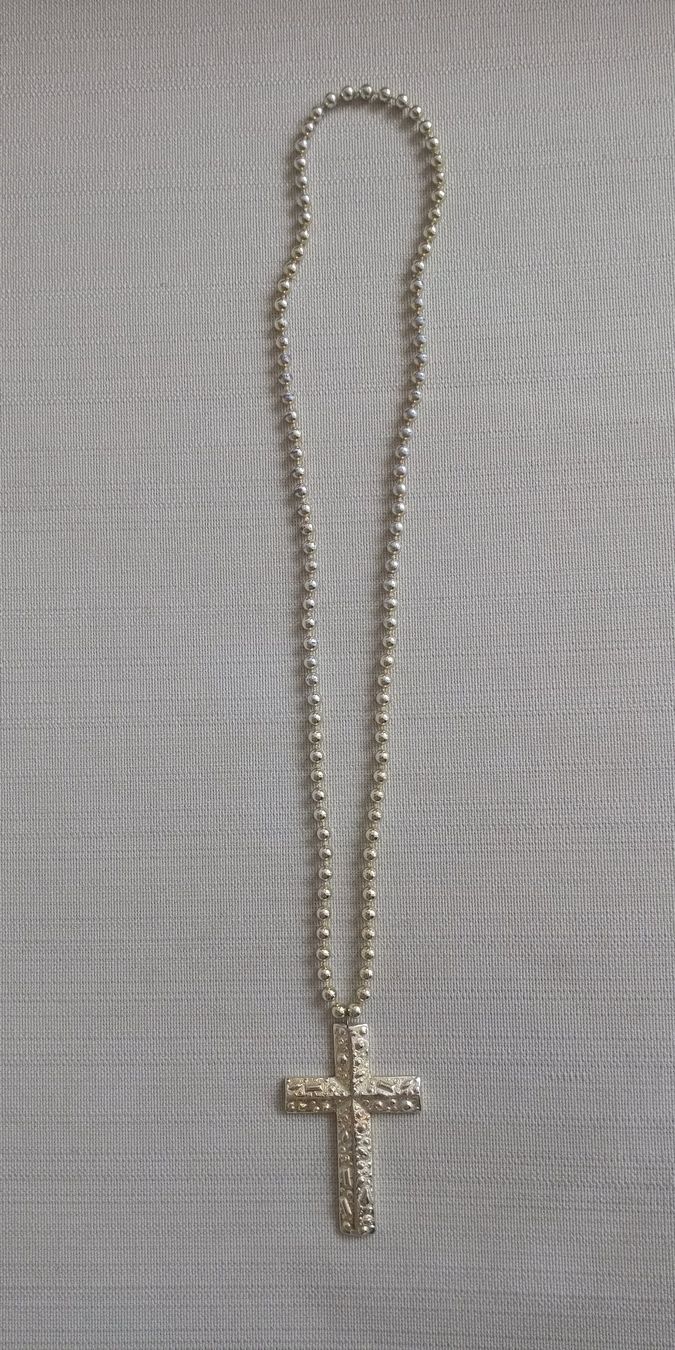Catenine: Collier avec pendantif grande croix dorée – Usato da Montreux venduto da Art_et_antiquites 1