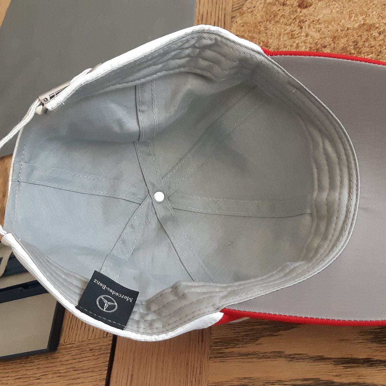 Copricapi, berretti & cappellini: Casquette Lewis – Usato da Cugy VD venduto da Petio 2