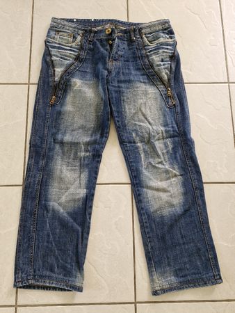 P.TWO Jeans, Gr.48, Herrenjeans mit speziellem Design Top!