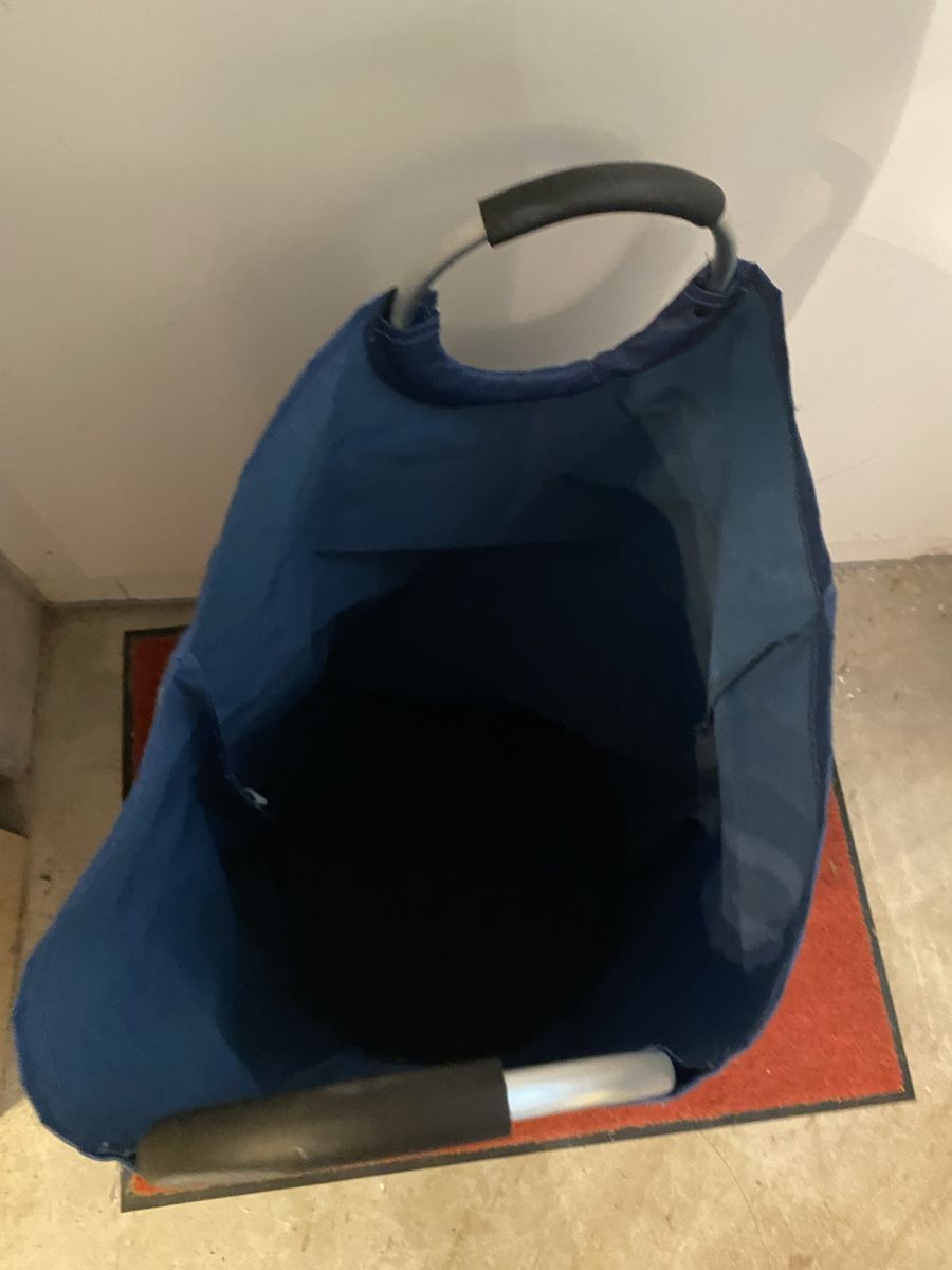 Wäschekörbe: 2 x Wäschekorb / Laundry bags – Gebraucht aus Grasswil von pp7830 5