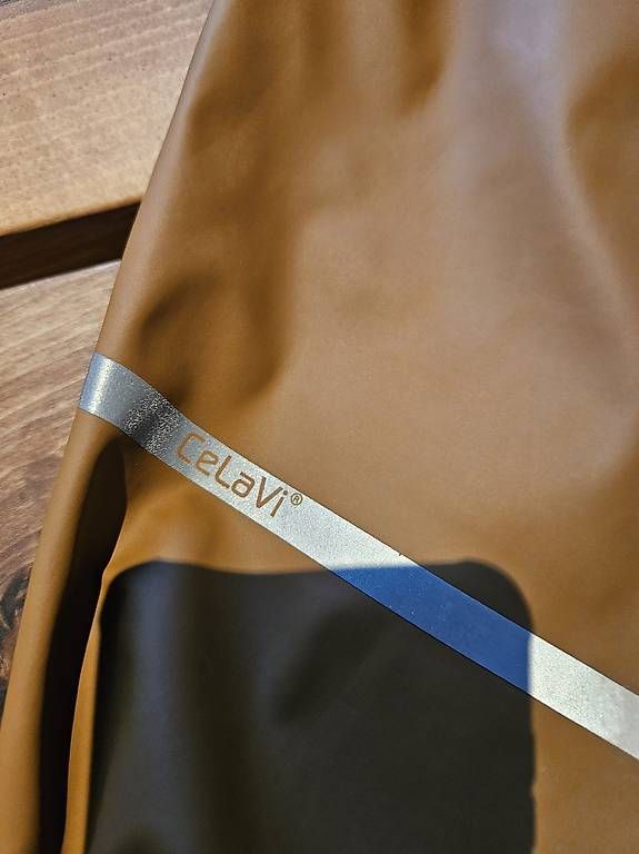 Pantaloni: Regenhosen Celavi 130cm – Usato da Oeschgen venduto da sve_t9vg 1