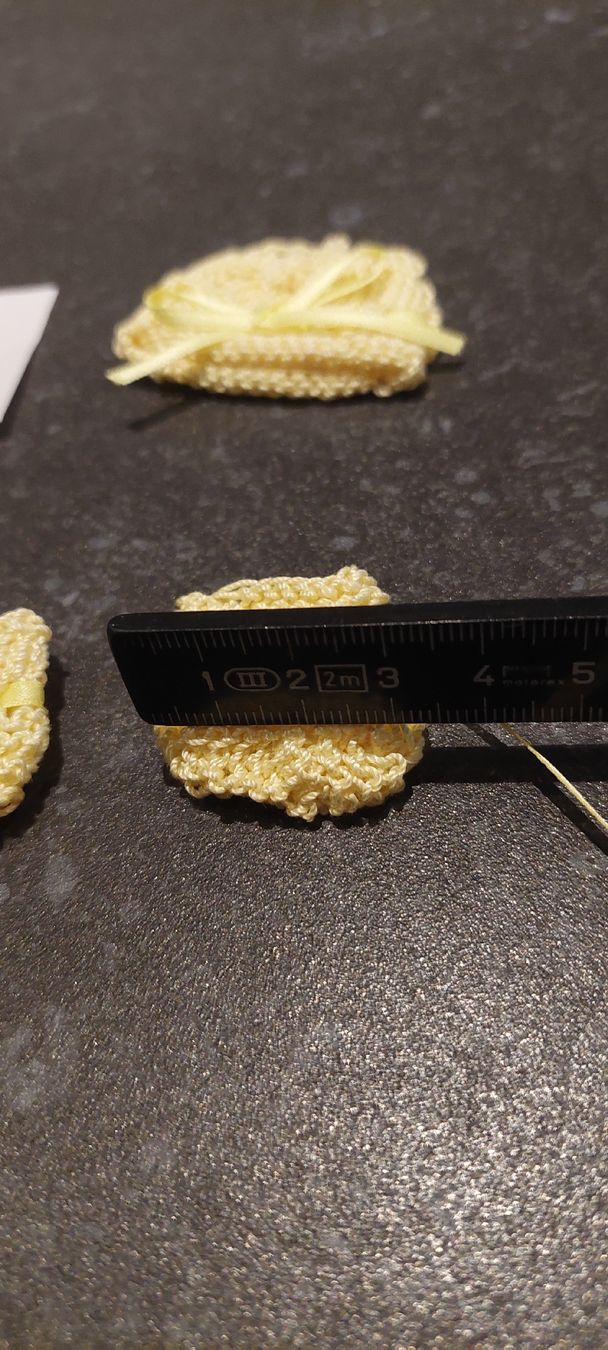 Bambole: Miniatur Puppenkleidli – Nuovo (secondo la descrizione) da Muri AG venduto da nindo1 4
