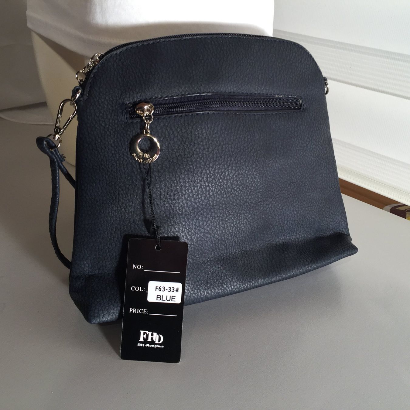 Borse da donna: Handtasche mit Strasssteine und Skull Dunkelblau – Nuovo (secondo la descrizione) da St.Gallenkappel venduto da RocknSkull 3