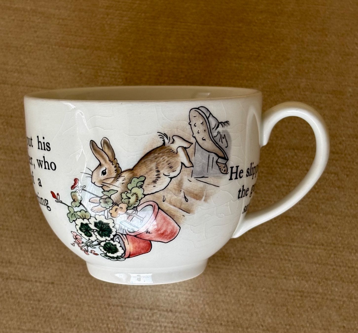 Set di piatti: Dreiteiliges Tee-Set "Peter Rabbit" (Wedgwood) – Usato da Oberrieden venduto da pet_n2c2