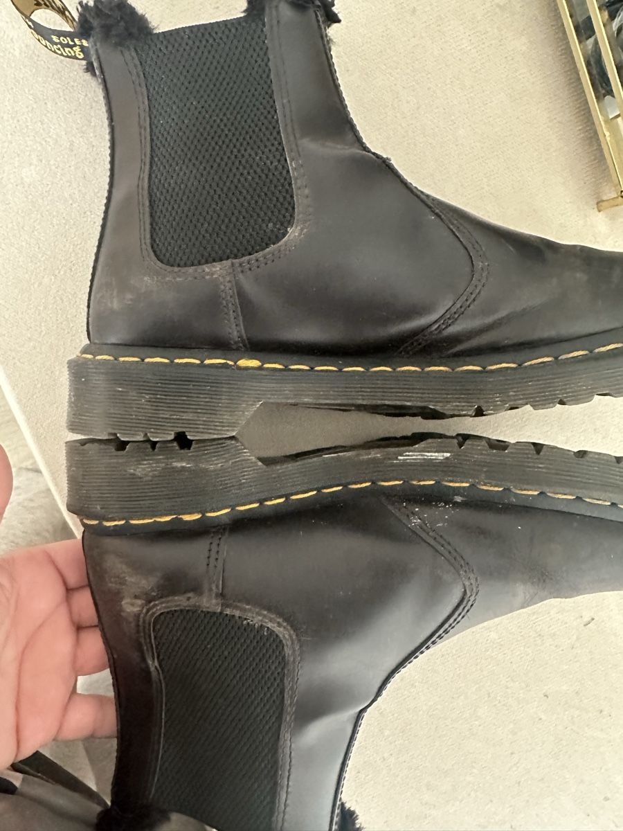 Dr. Martens Scarpe da uomo: Boots Dr. Martens Chelsea noires, fourrées,pointure 41 – Usato da Brügg BE venduto da haj_9zhk 2