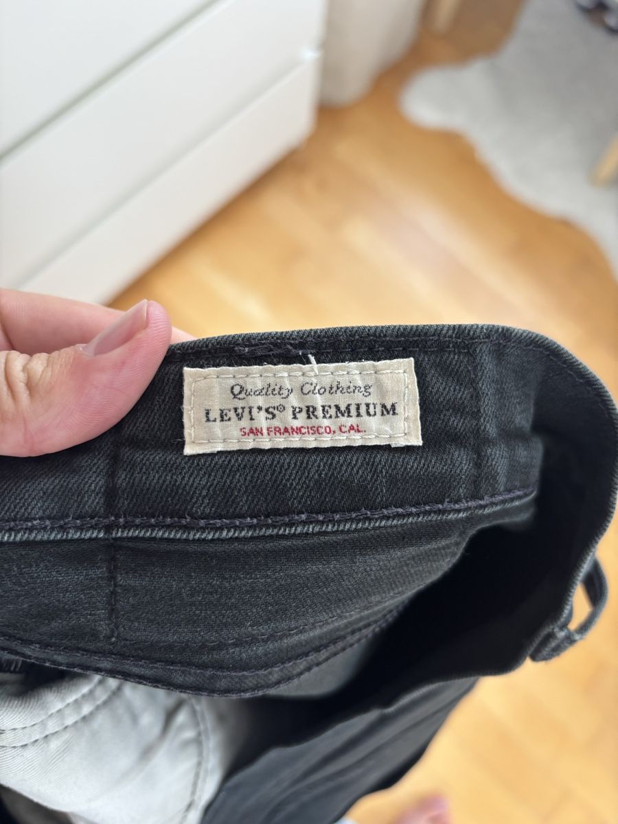 Levi's Jeans: Levis Premium Jeans 502 – Nuovo (secondo la descrizione) da ZOLLIKON venduto da FamilleArleti 2