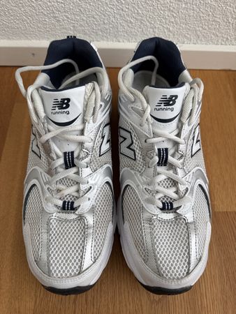 New Balance, 530 in weiss/blau, Gr. 42