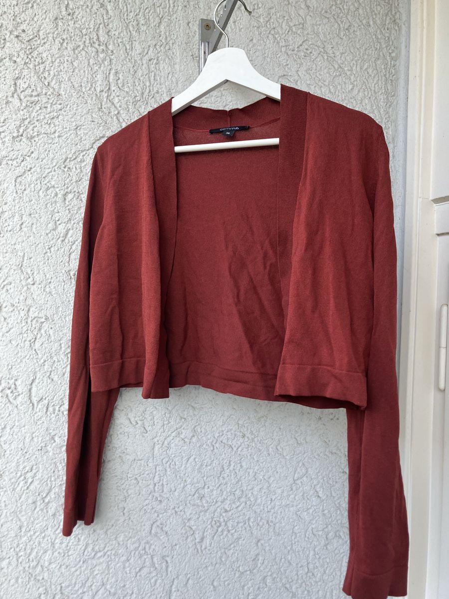 Comma Giacche: Strickjacke von Comma, Gr. 38 – Usato da Zürich venduto da Anais2