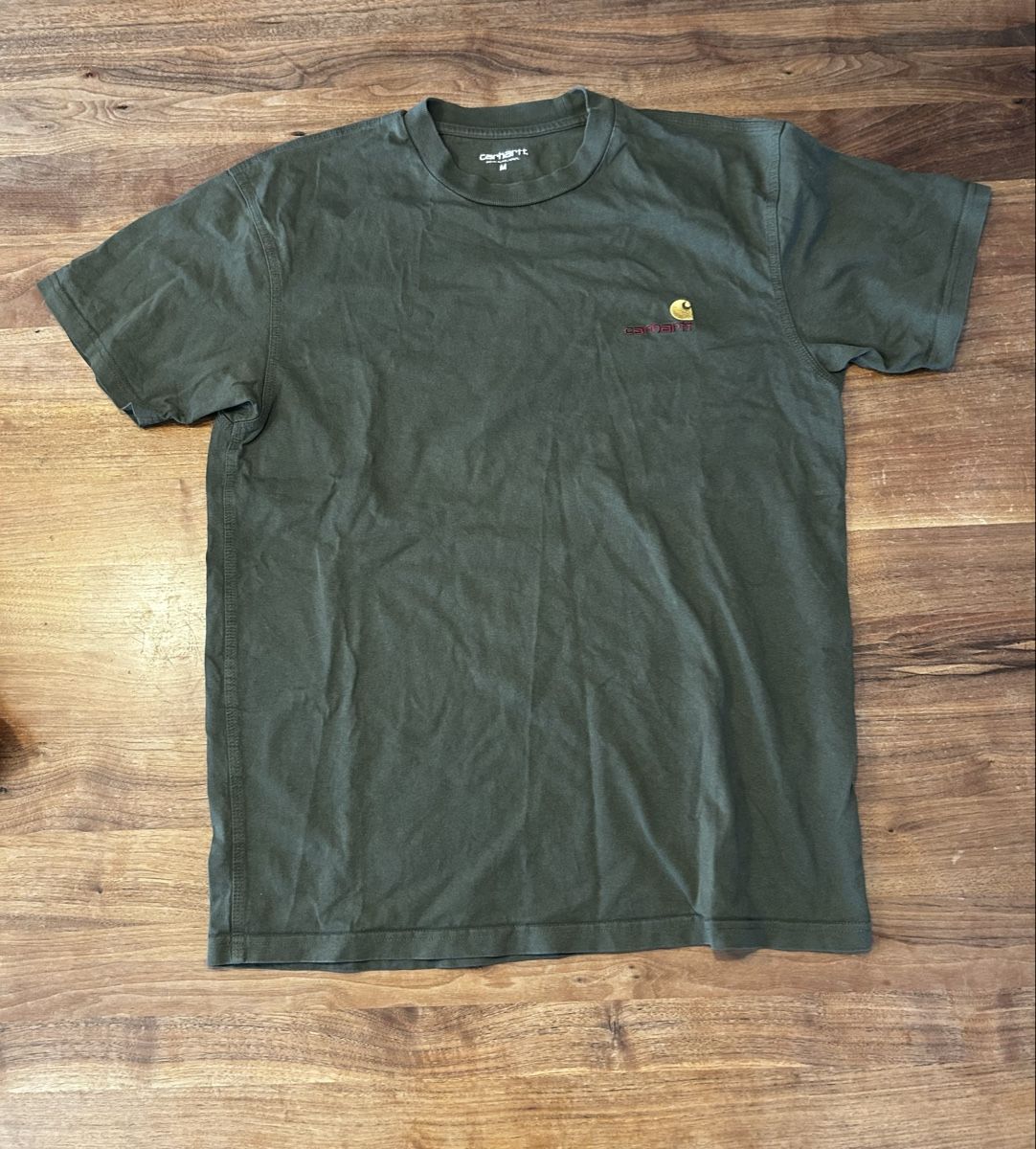 Carhartt Lotti di vestiti: Carhartt Shorts & T-Shirt – Usato da Winterthur venduto da Salmanassar 3