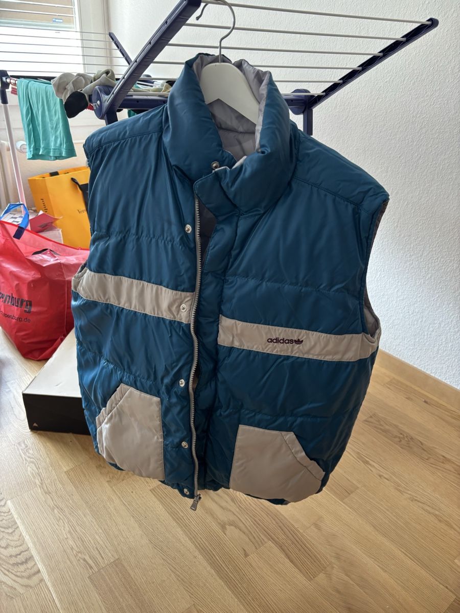 Adidas Gilets: Adidas Padded Vest Reversible Blue/Grey Size M – D'occasion à Genève par zaj_g5bz 1