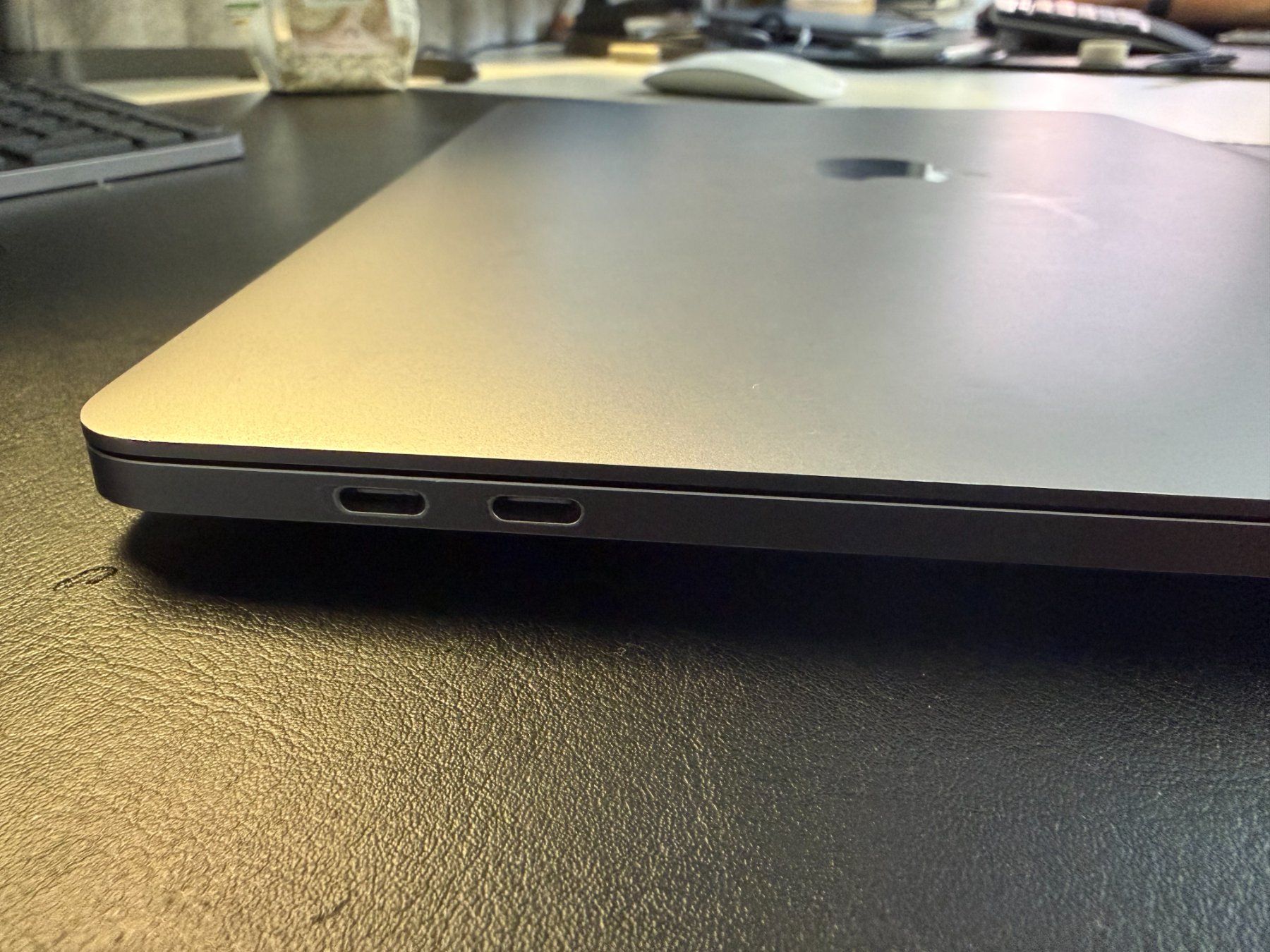 Apple Notebook: Apple MacBook Pro M1 8gb 256gb TOUCHBAR – Usato da Chêne-Bougeries venduto da Porek 5