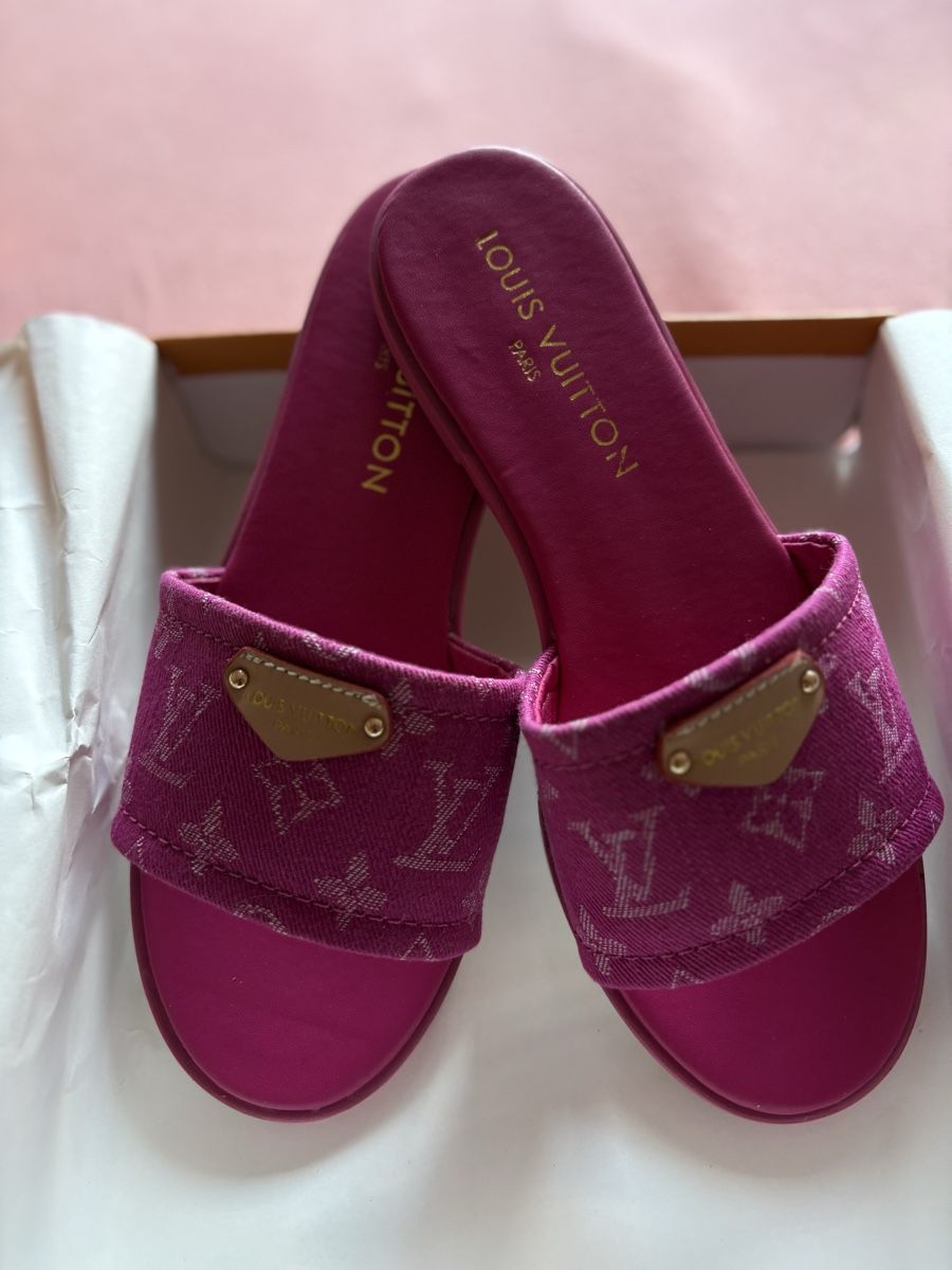Louis Vuitton Chaussures femmes: LOUIS VUITTON SLIDES GR. 40 – Neuf (Voir description) à Zürich par Fadeout_drip