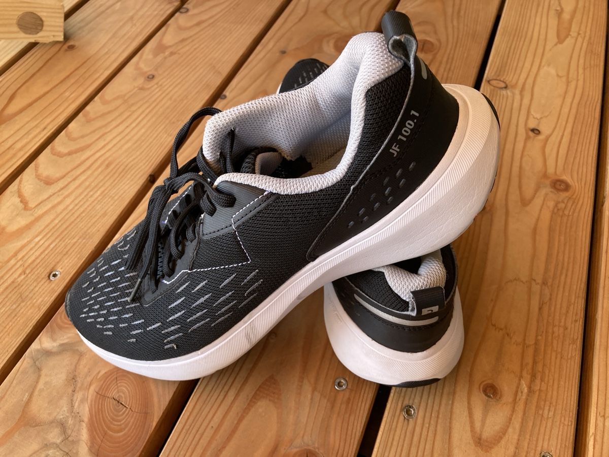 Scarpe da uomo: Hallenturnschuhe, GR.41 – Usato da Felsberg venduto da kat_v2cm 1