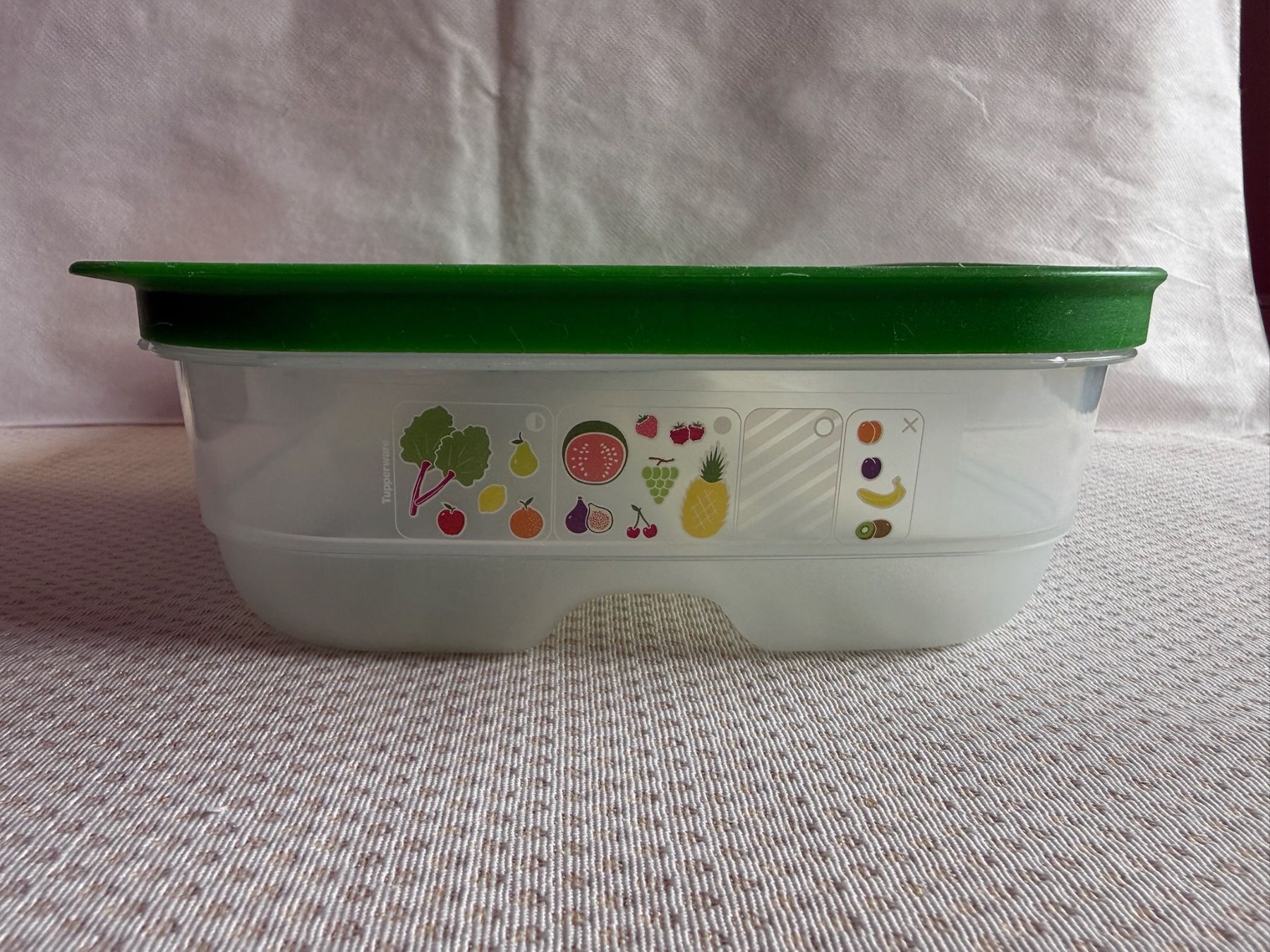Tupperware Behälter & Ähnliches: Tupperware - boîte - 1,8L - vert – Gebraucht aus Sion von accroshoes 2