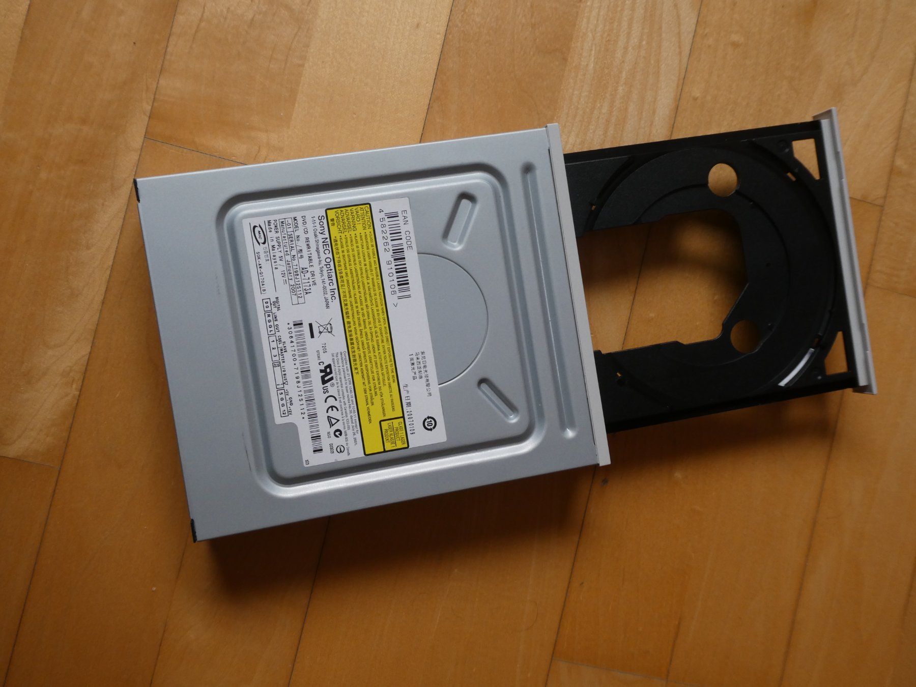 Docking station: CD Laufwerk mit Dockingstation – Usato da Muntelier venduto da Rwc 3